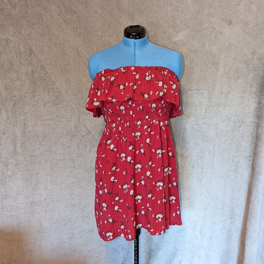 American Eagle Strapless Dress